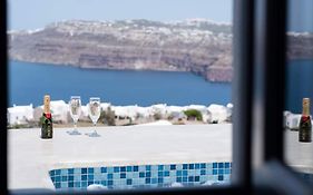 Pancratium Villas & Suites